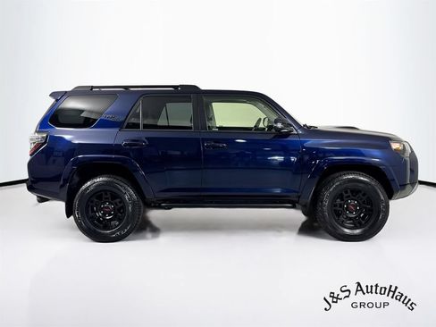 Used 2024 Toyota 4Runner TRD Off-Road Premium w/ Moonroof Package AWD/4WD image 8