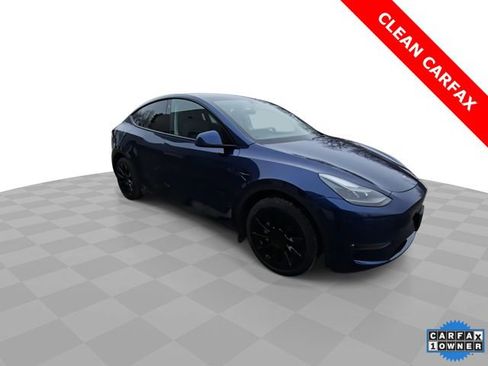 Used 2023 Tesla Model Y Long Range image 2