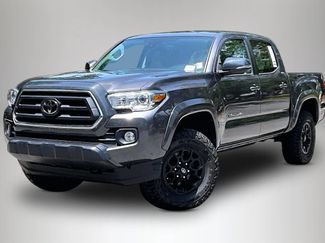 Used 2022 Toyota Tacoma SR5 AWD/4WD video 1