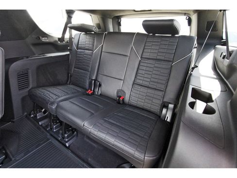 New 2026 Cadillac Escalade ESV Platinum Sport w/ LPO, ONYX Package AWD/4WD image 13