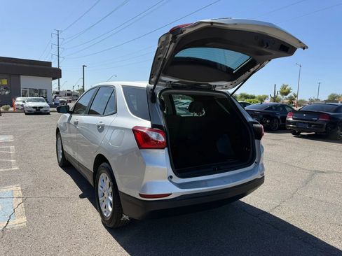 Used 2020 Chevrolet Equinox LS w/ LPO, Floor Liner Package FWD image 42