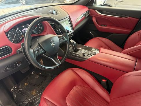 Certified 2023 Maserati Levante Modena AWD/4WD image 11