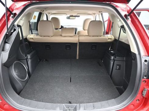 Used 2018 Mitsubishi Outlander GT AWD/4WD image 6