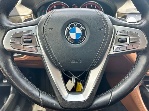 Used 2016 BMW 750i xDrive AWD/4WD image 23