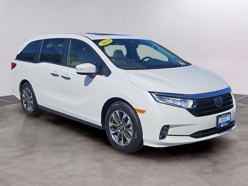 Certified 2024 Honda Odyssey EX-L image 3