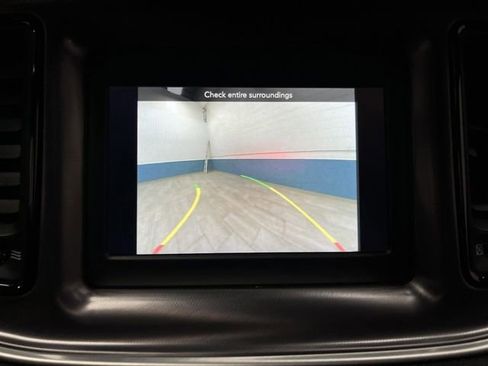 Used 2021 Dodge Challenger SXT image 8