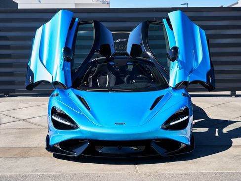 Used 2021 McLaren 765LT image 19