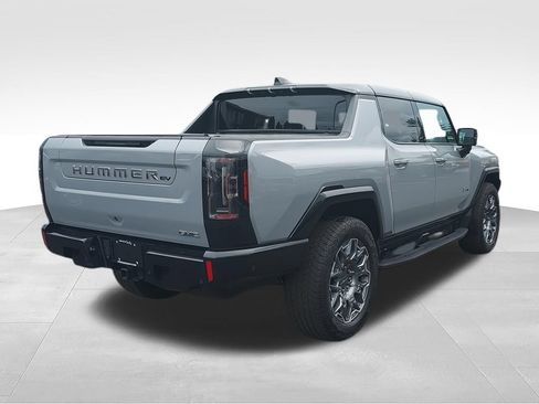 Used 2025 GMC Hummer EV 3X AWD/4WD image 8