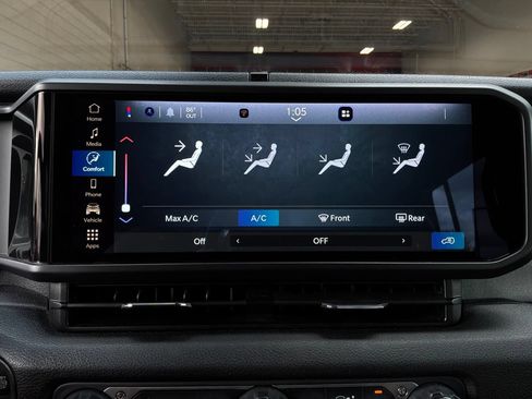 Used 2025 Jeep Wrangler Unlimited Sport AWD/4WD image 27