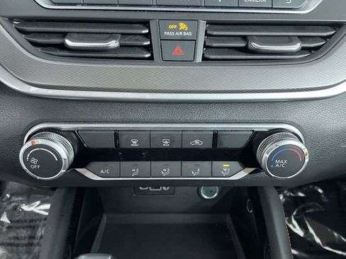 Used 2025 Nissan Altima 2.5 SR image 24