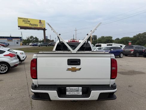 Used 2020 Chevrolet Colorado LT w/ Safety Package RWD image 9