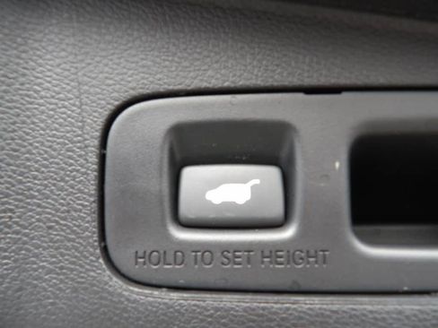 Used 2022 Honda CR-V Touring image 24