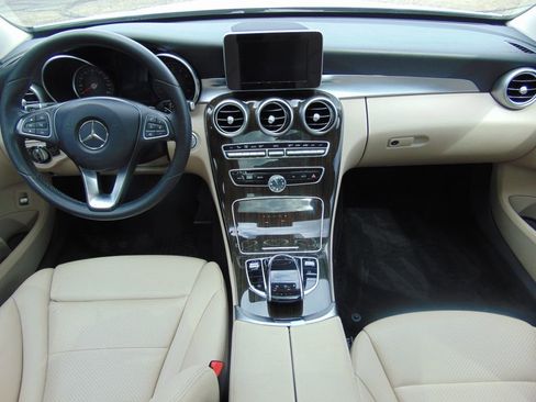 Used 2016 Mercedes-Benz C 300 4MATIC Sedan image 17