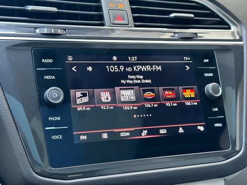 Used 2023 Volkswagen Tiguan SE R-Line FWD image 19
