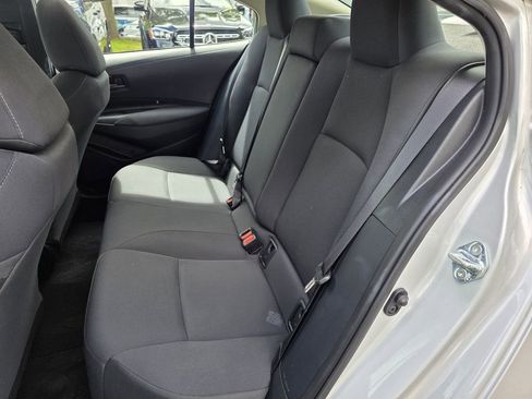 Used 2022 Toyota Corolla LE FWD image 15