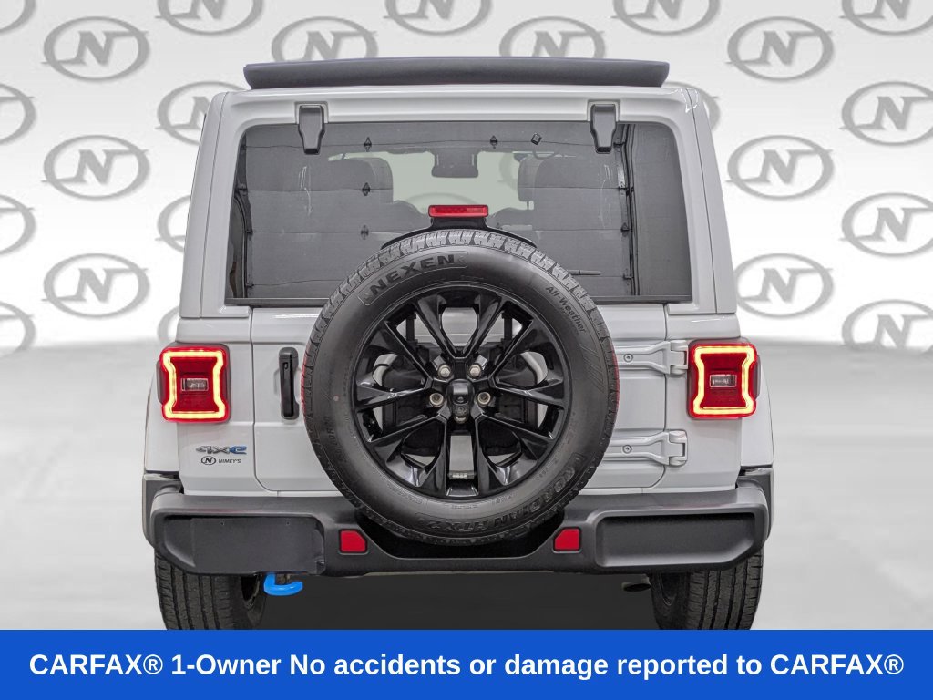 Used 2024 Jeep Wrangler Unlimited Sahara AWD/4WD image 25