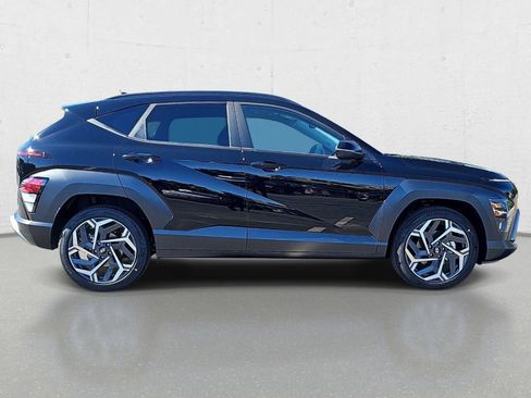 New 2026 Hyundai Kona SEL Premium FWD image 2
