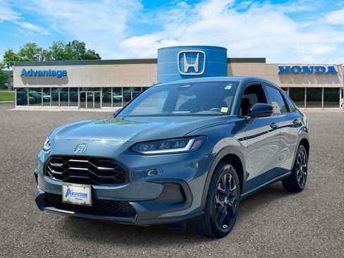 Certified 2024 Honda HR-V Sport image 2