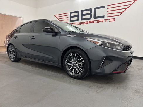 Used 2023 Kia Forte GT-Line w/ GT-Line Premium Package image 2