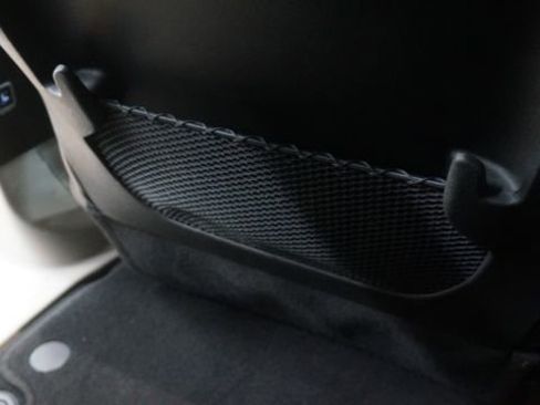 Used 2024 Chrysler Pacifica Touring-L image 39