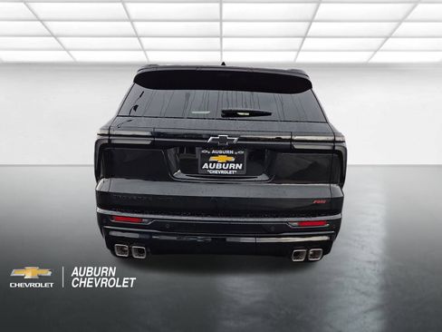 New 2026 Chevrolet Traverse RS w/ LPO, Floor Liner Package AWD/4WD image 4