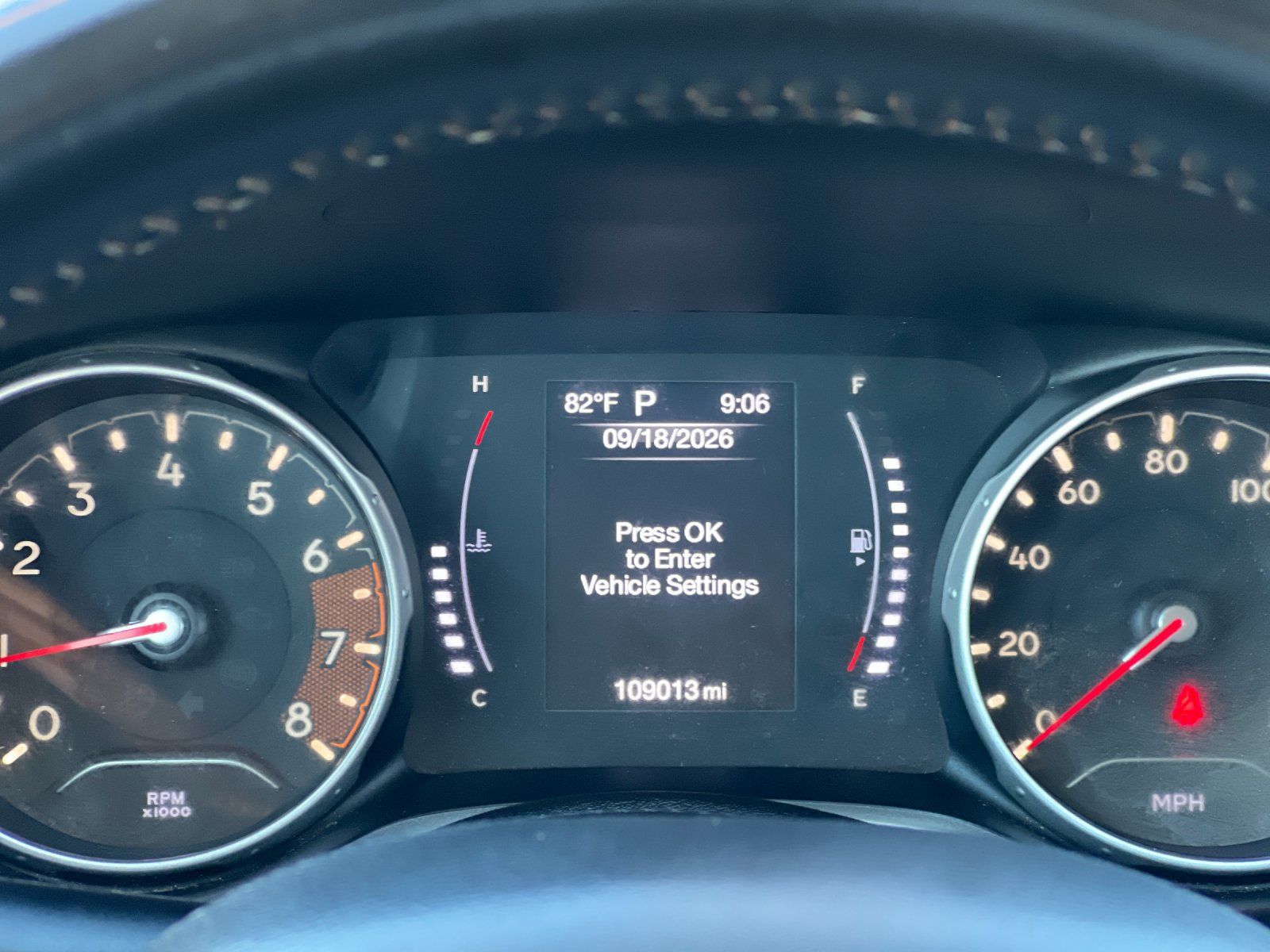 Used 2020 Jeep Compass Latitude AWD/4WD image 26