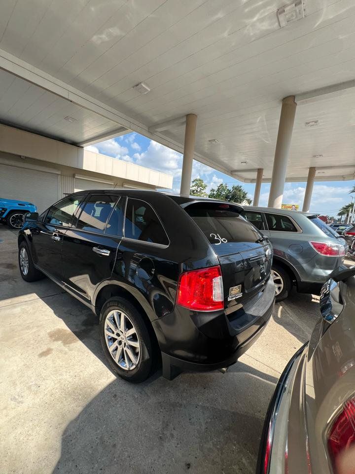 Used 2013 Ford Edge SEL FWD image 4