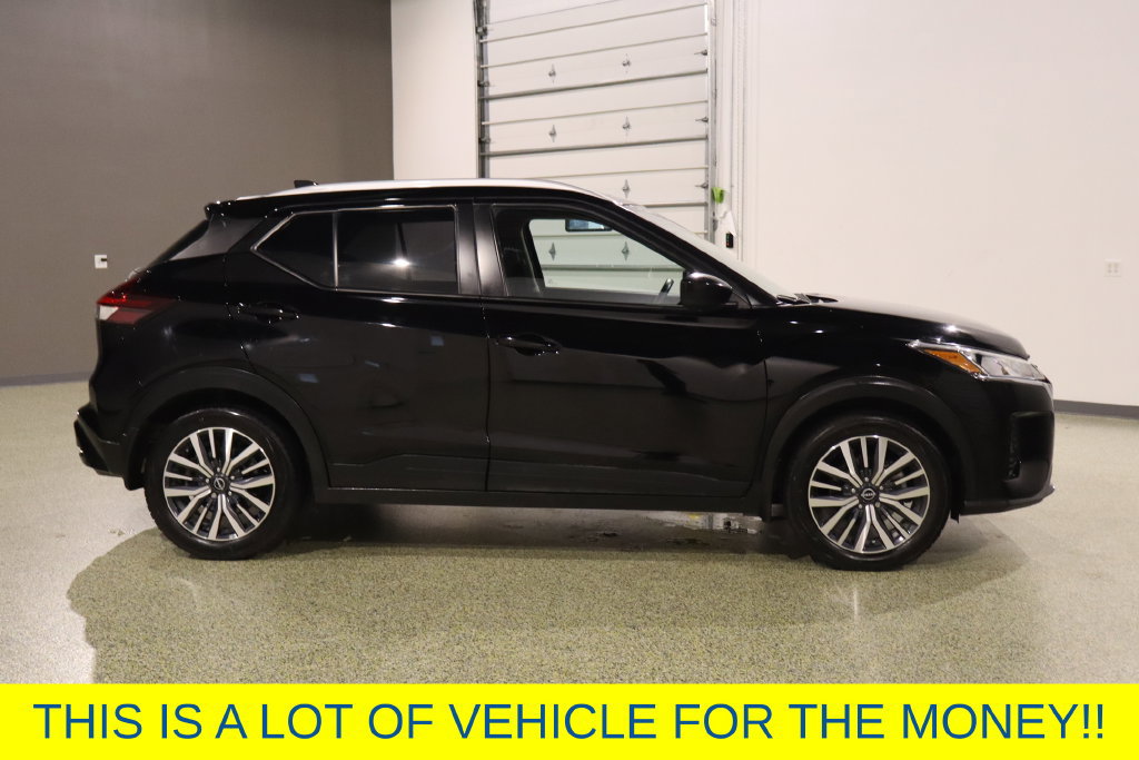 Used 2023 Nissan Kicks SV FWD image 11