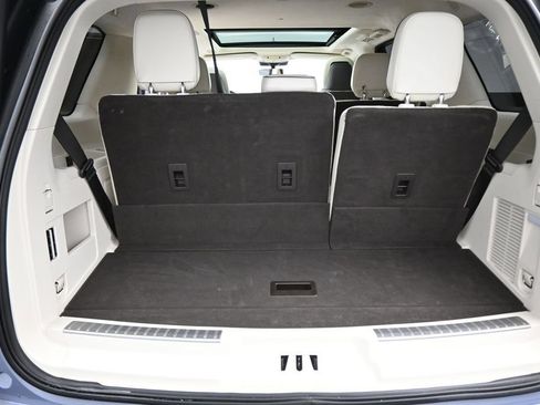 Used 2024 Lincoln Navigator Black Label AWD/4WD image 25
