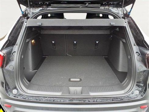 New 2026 Chevrolet Trax RS image 6