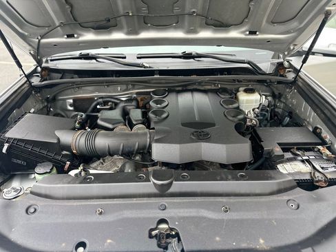 Used 2011 Toyota 4Runner SR5 image 29