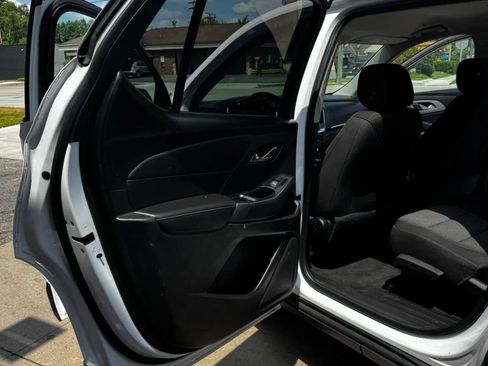 Used 2018 Chevrolet Traverse LS AWD/4WD image 22