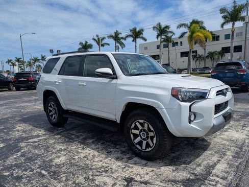 Used 2020 Toyota 4Runner TRD Off-Road Premium image 9