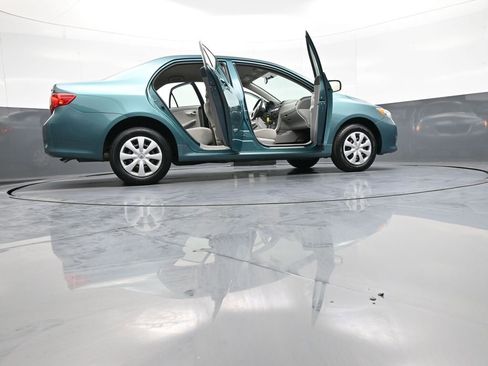 Used 2010 Toyota Corolla LE FWD image 47
