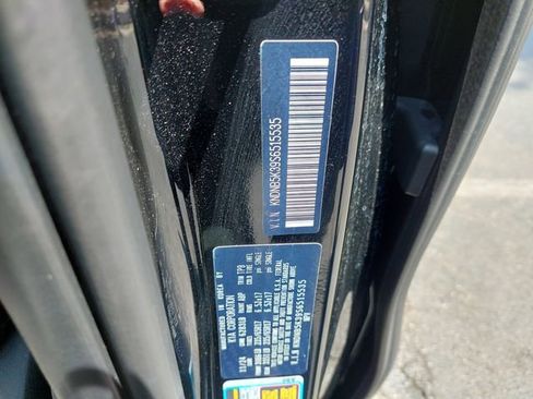 Used 2025 Kia Carnival FWD image 36