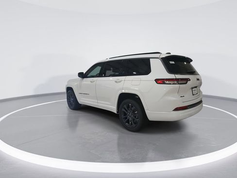 New 2026 Jeep Grand Cherokee L Limited AWD/4WD image 6