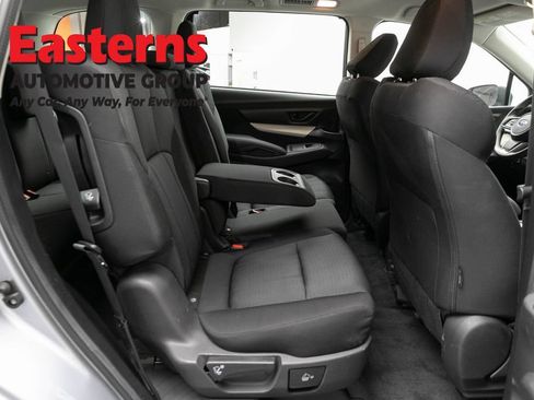 Used 2022 Subaru Ascent 8-Passenger AWD/4WD image 21