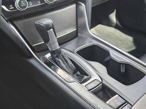 Used 2020 Honda Accord LX image 19