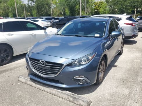 Used 2016 MAZDA MAZDA3 i Touring w/ Popular Equipment Package FWD image 3