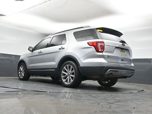 Used 2017 Ford Explorer Limited w/ Equipment Group 301A image 12