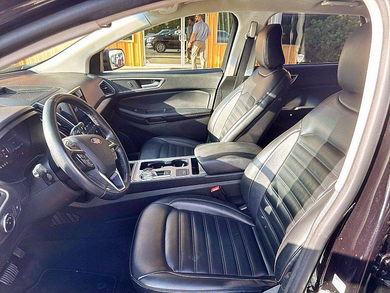 Used 2023 Ford Edge SEL AWD/4WD image 10