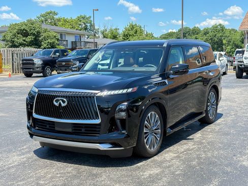 Used 2025 INFINITI QX80 Luxe AWD/4WD image 5