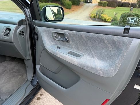 Used 2004 Honda Odyssey EX image 27