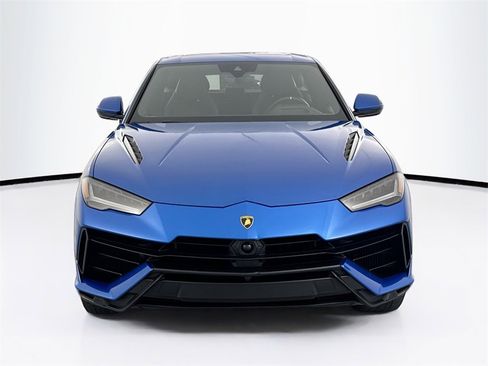 Used 2024 Lamborghini Urus S image 2