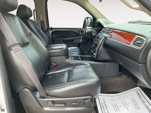 Used 2014 GMC Yukon SLT AWD/4WD image 15