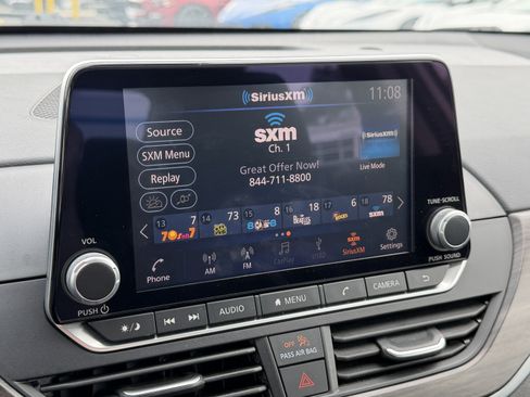 Used 2025 Nissan Altima 2.5 SV FWD image 28