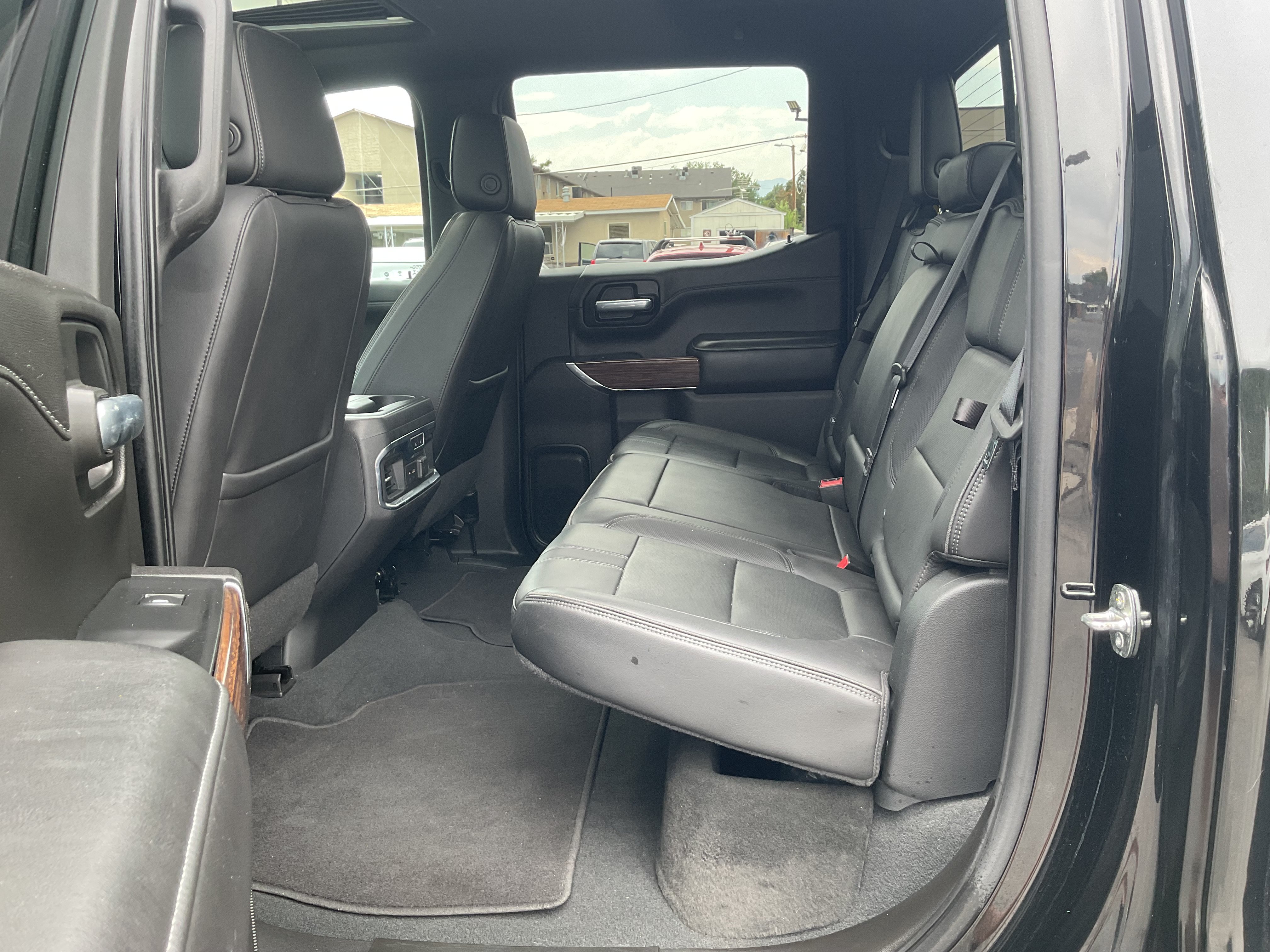 Used 2021 Chevrolet Silverado 1500 High Country w/ Safety Package II AWD/4WD image 11