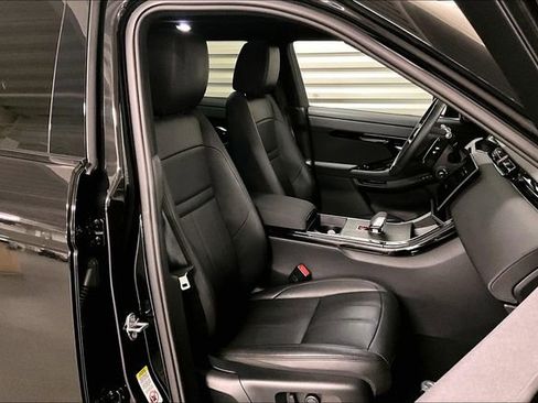 Certified 2024 Land Rover Range Rover Evoque Dynamic SE image 6