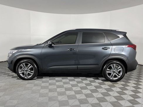 Used 2023 Kia Seltos S FWD image 5
