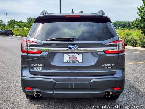 Used 2023 Subaru Ascent Touring AWD/4WD image 5